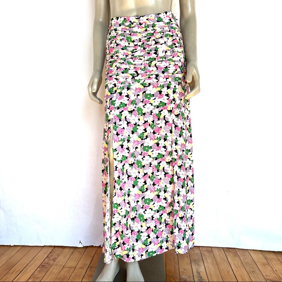 H&M Skirts Hm Floral Skirt Poshmark